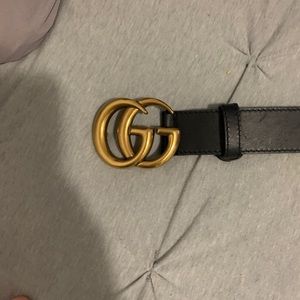 Large Logo authentic Gucci belt